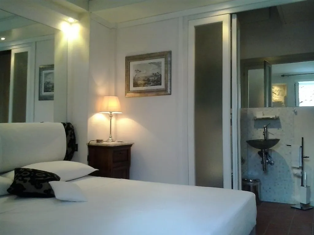 シラクーサ Al Tempio Di Apollo Bed & Breakfast 0*,